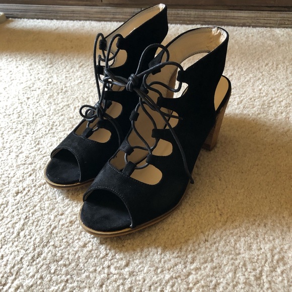 Catherine Malandrino heels. - Picture 2 of 8
